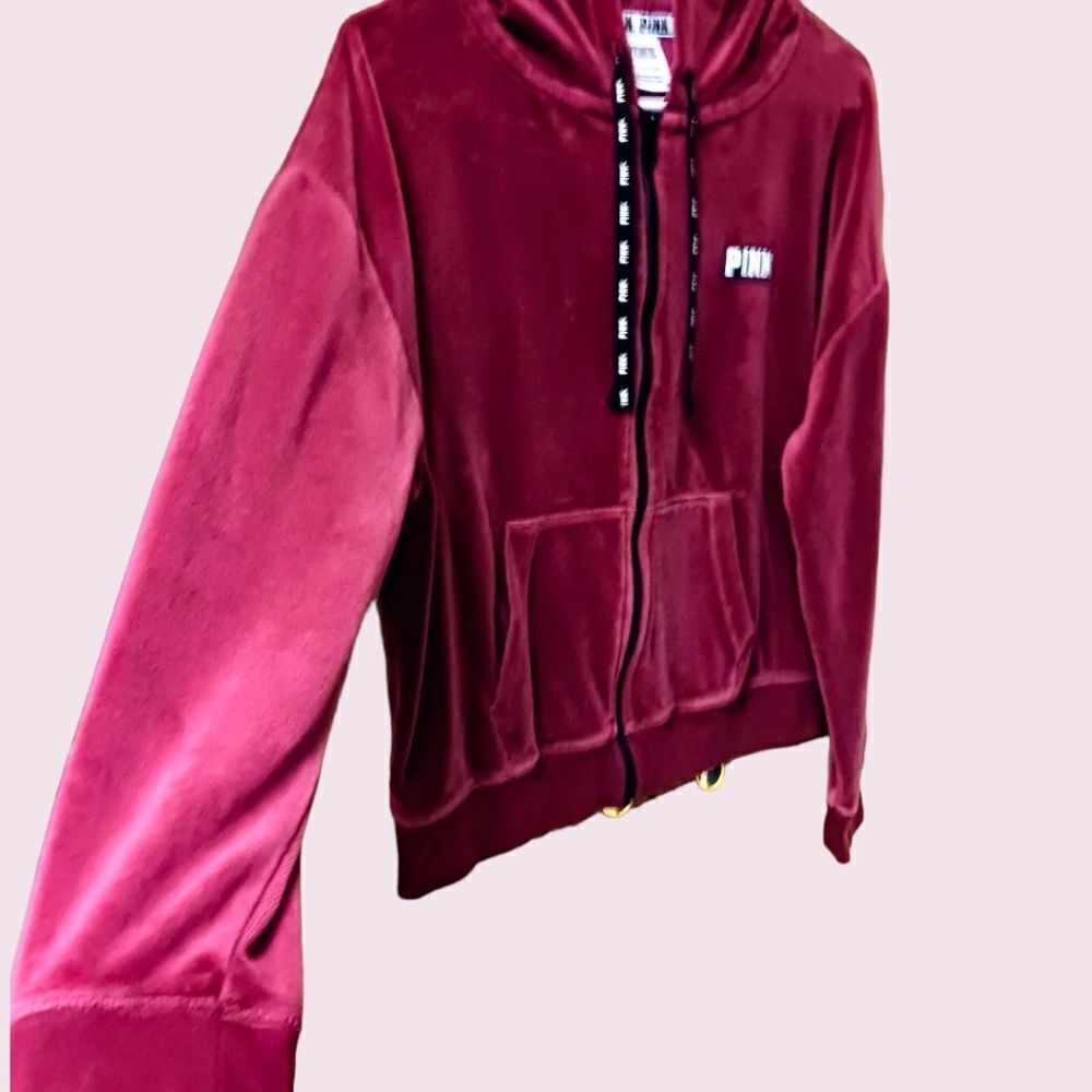 PINK VICTORIA SECRET Velour Light Weight Warm Jacket. - Picture 6 of 11
